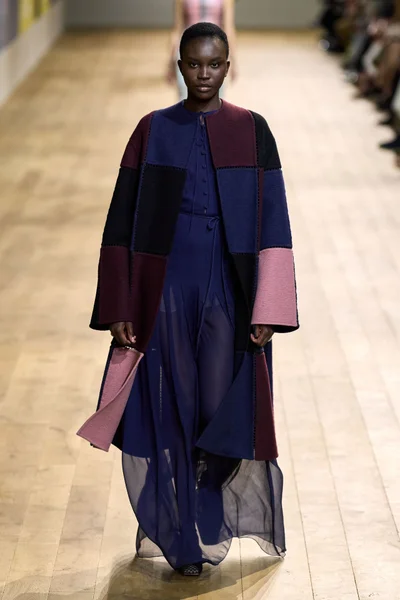 Look 41